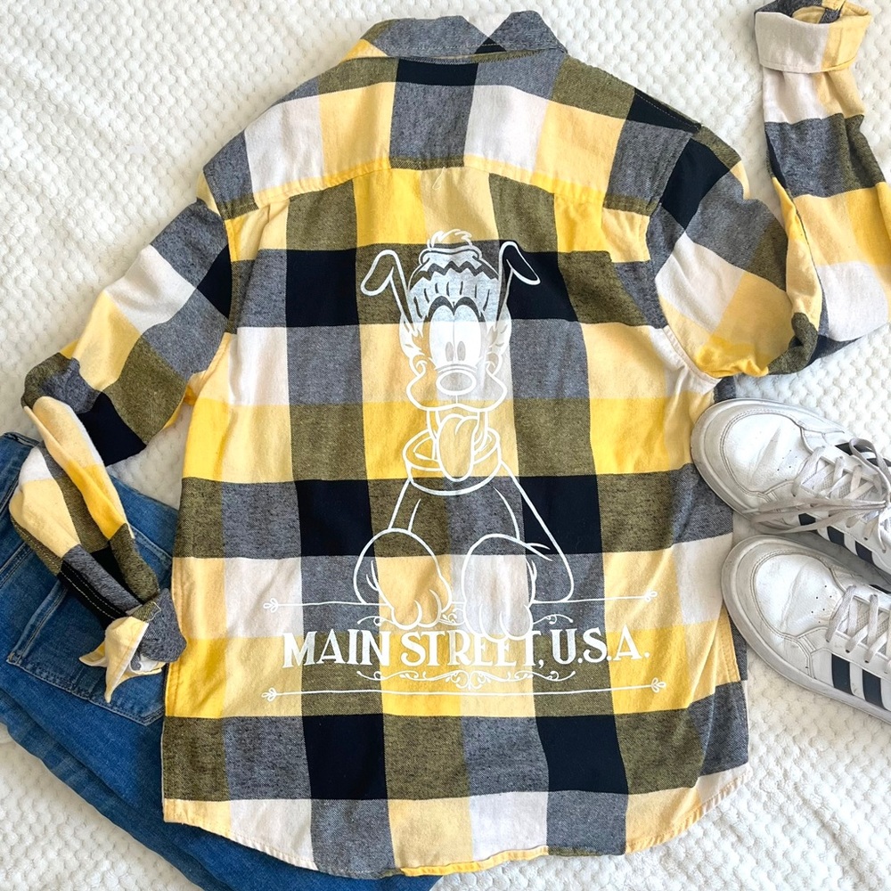 Disney Parks Pluto Mains Street USA Flannel